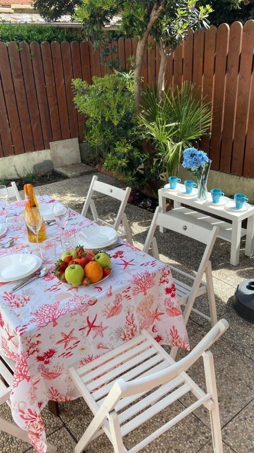 Apartamento Azzurra House Marina Di Pisa Exterior foto